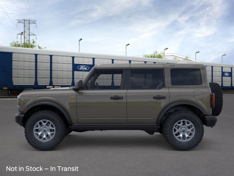 2025 Ford Bronco Badlands photo 3