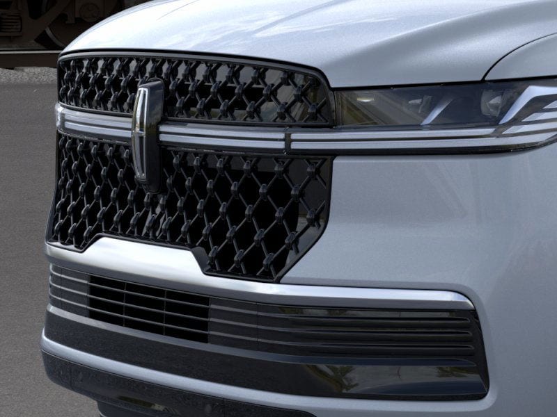 Thumbnail: 2025 Lincoln Navigator - 25