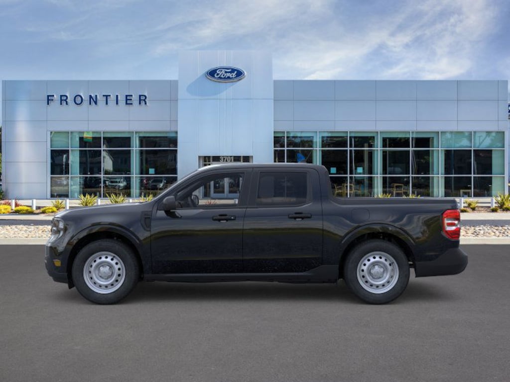 New 2025 Ford Maverick XL Truck SuperCrew