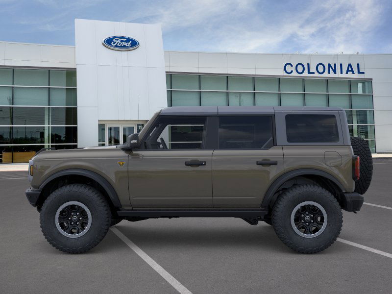 2025 Ford Bronco Badlands photo 3