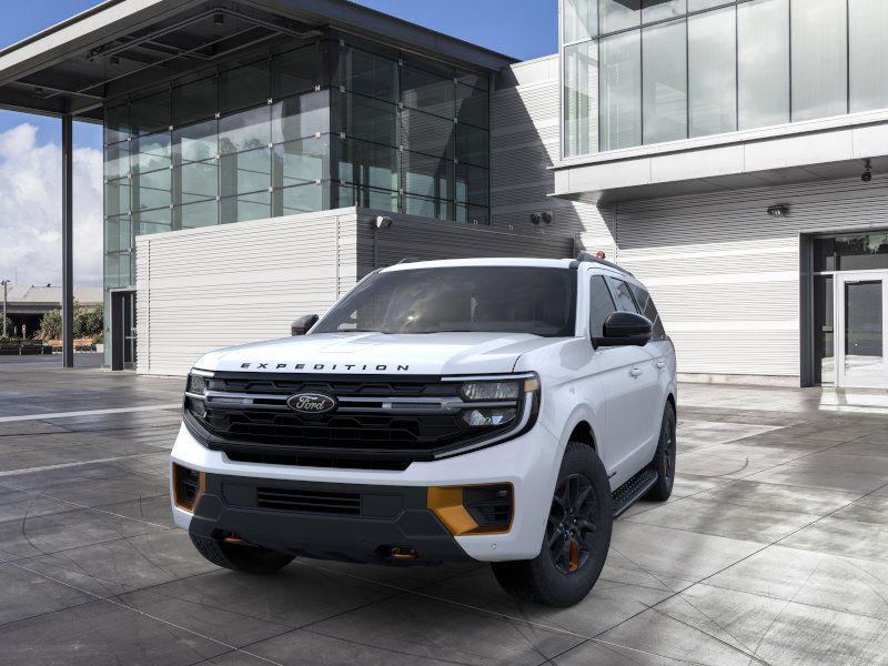 2025 Ford Expedition photo 2