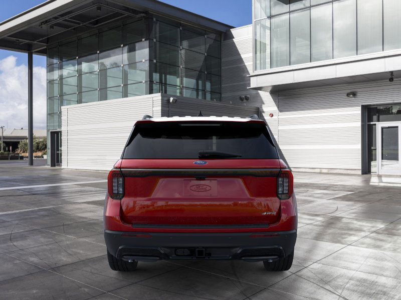 Thumbnail: 2025 Ford Explorer - 5