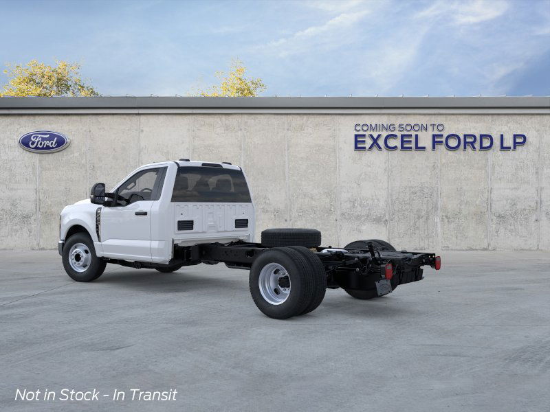 2026 Ford F-350 photo 4