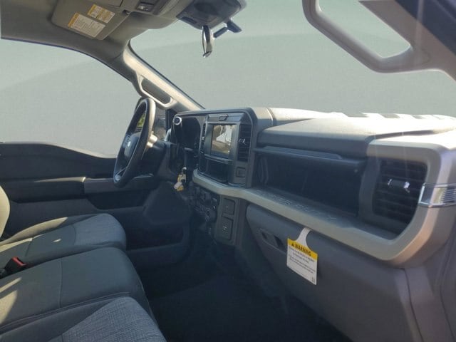 2025 Ford F-350 Super Duty XLT - Photo 42