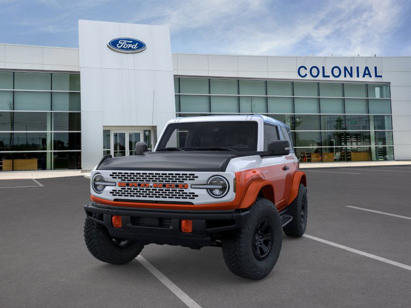2025 Ford Bronco First Edition photo 2