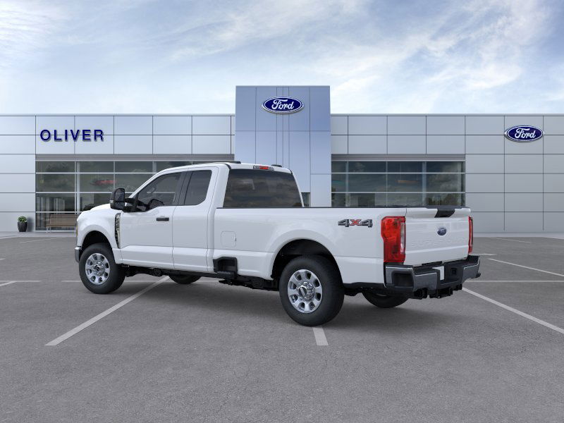 2025 Ford F-350 XLT photo 4