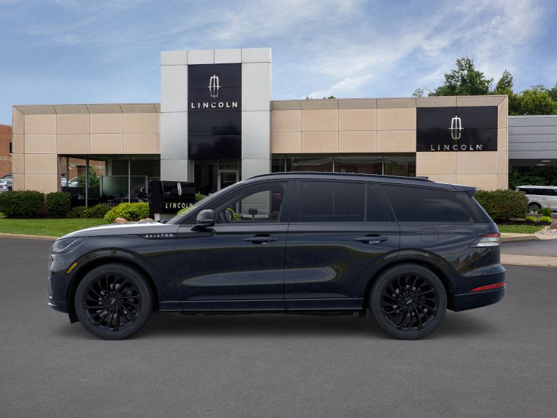 2025 Lincoln Aviator Reserve photo 2