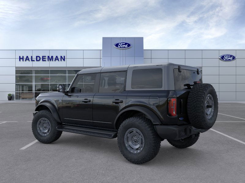 2025 Ford Bronco Outer Banks photo 3