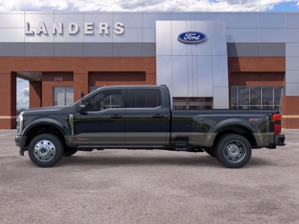 New 2026 Ford F-450 Truck Crew Cab