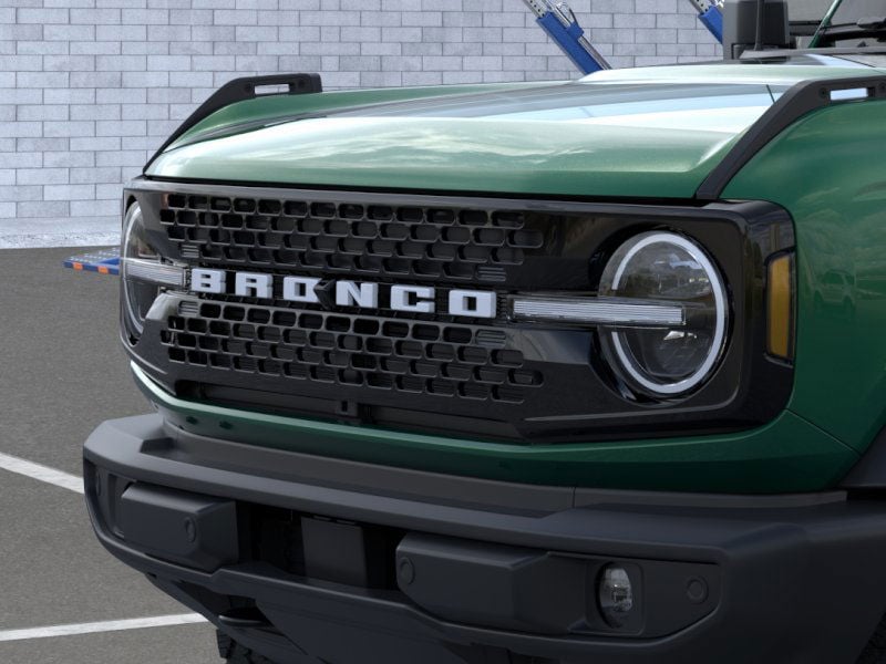 2025 Ford Bronco Outer Banks photo 19