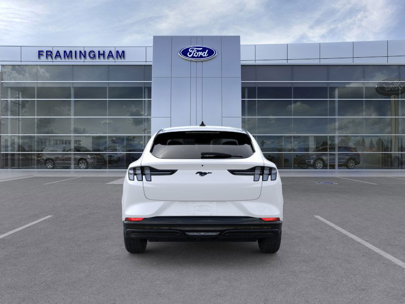 2025 Ford Mustang Mach-E Premium photo 5