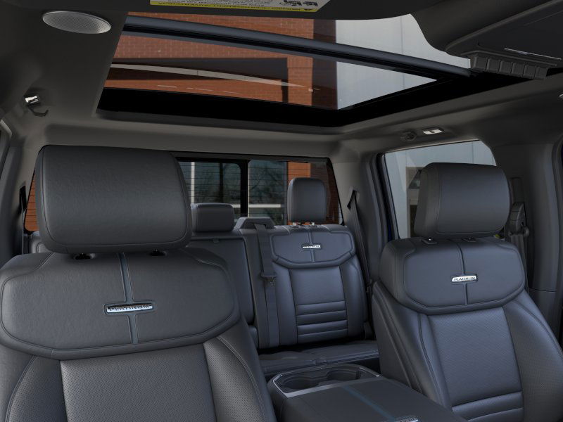 2026 Ford F-250 Super Duty Platinum - Photo 44