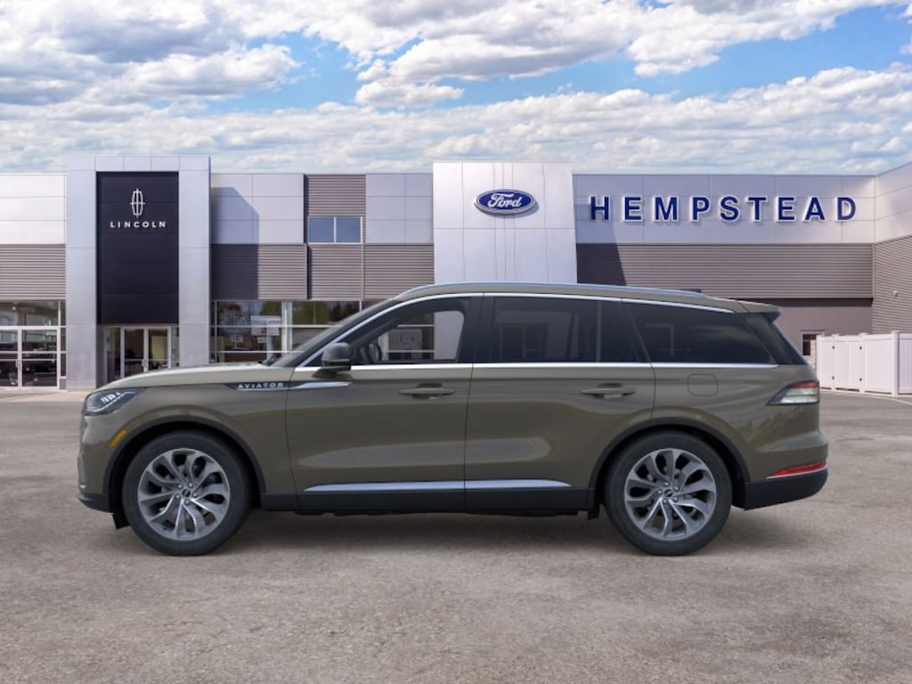 New 2026 Lincoln Aviator Premiere SUV