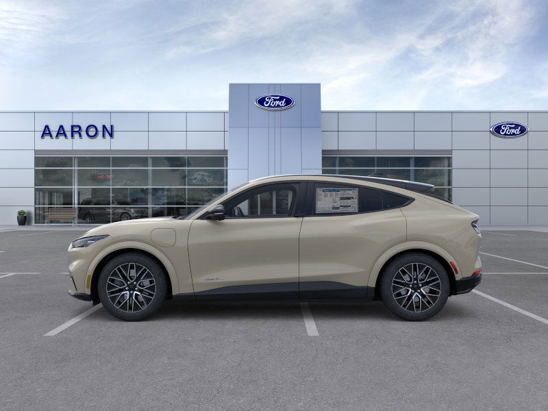 2025 Ford Mustang Mach-E Premium photo 3