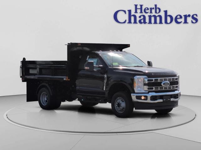 new 2026 Ford Super Duty F-350 DRW car, priced at $61,925