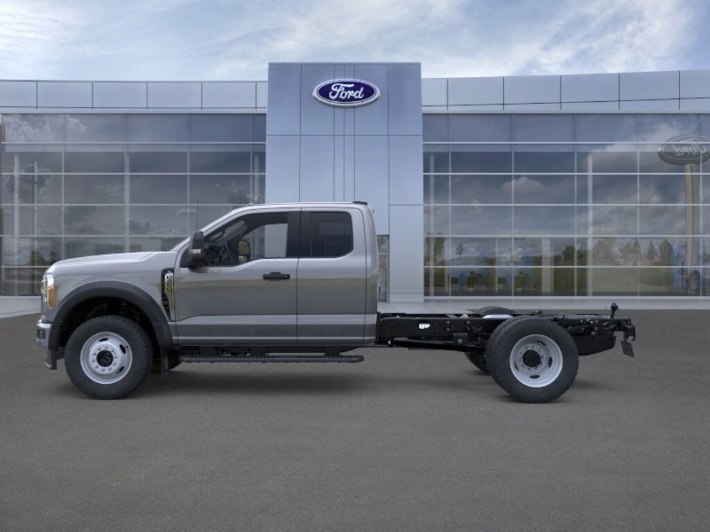 New 2026 Ford F450 Super Duty CAB CHASSIS