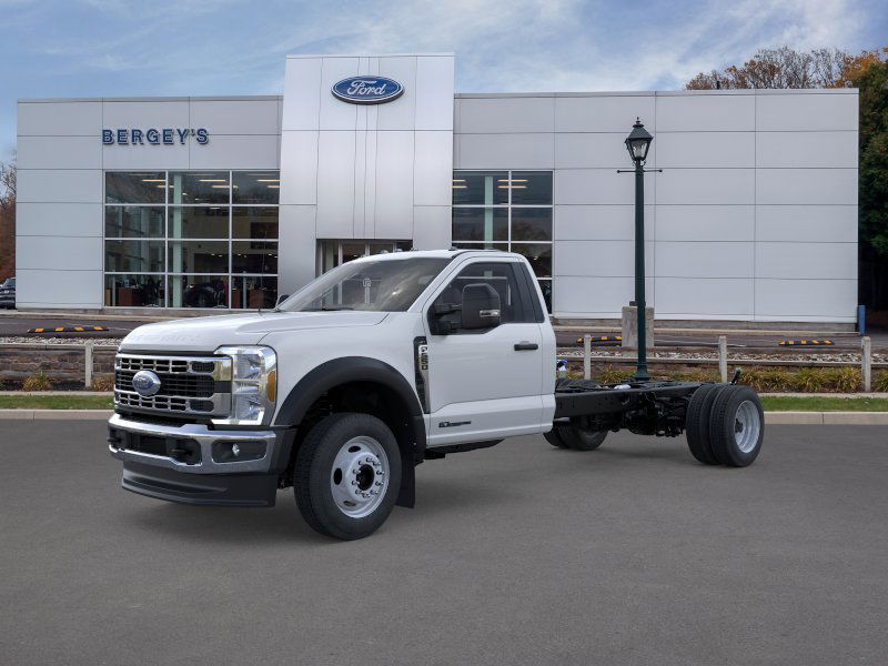 2026 Ford F-550's photo