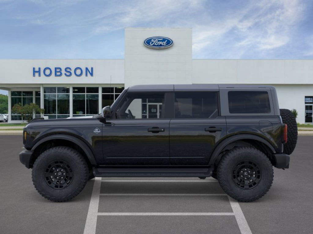 New 2026 Ford Bronco Outer Banks SUV