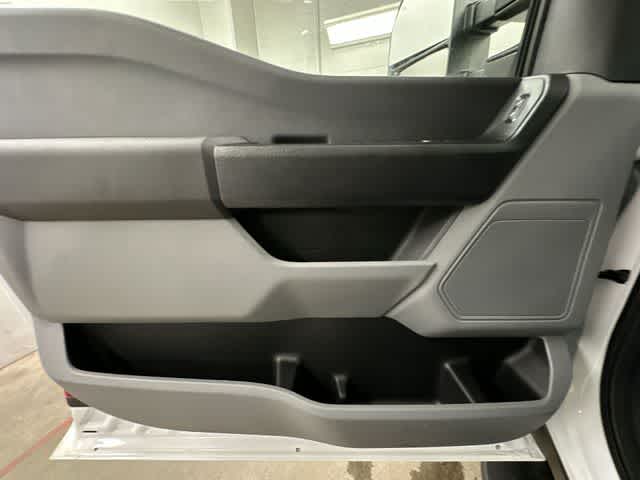 2026 Ford F-550 Super Duty Chassis Cab XL - Photo 56