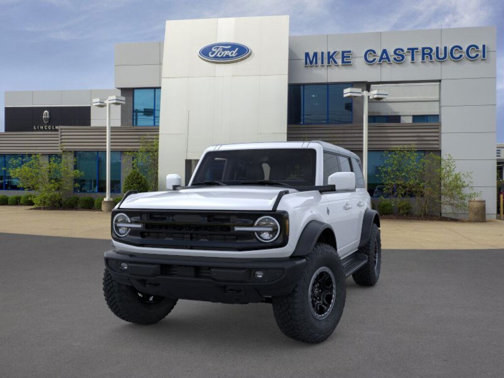 New 2025 Ford Bronco Outer Banks SUV