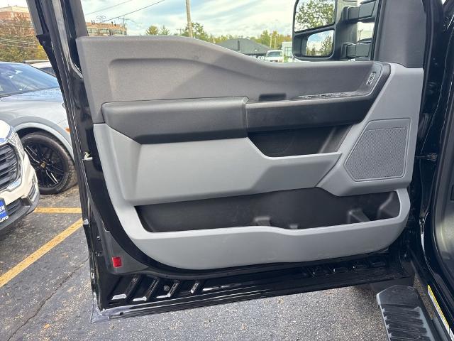2026 Ford F-450 Super Duty Chassis Cab XL - Photo 30