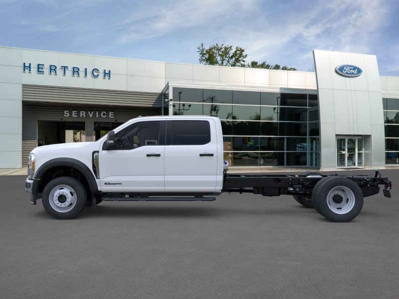2025 Ford Super Duty F-550 DRW F-550&reg; XL Truck Crew Cab