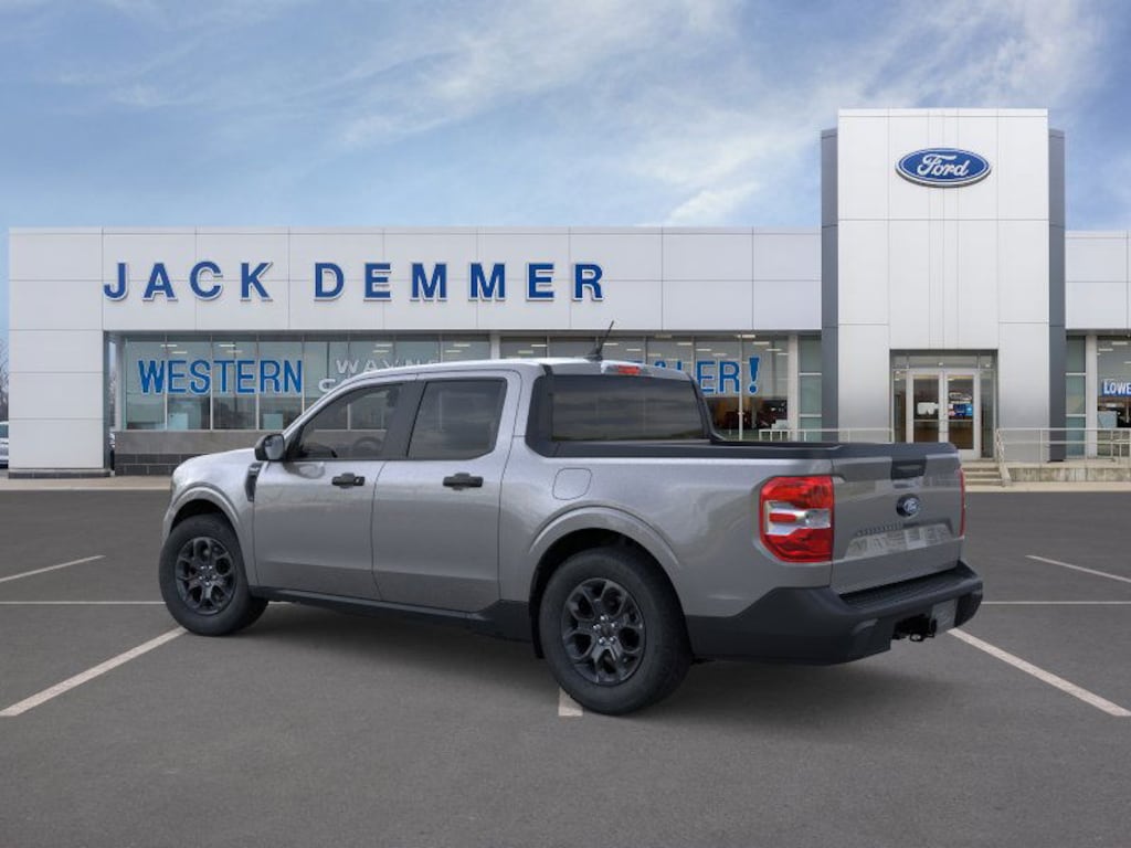 New 2025 Ford Maverick XLT TRUCK