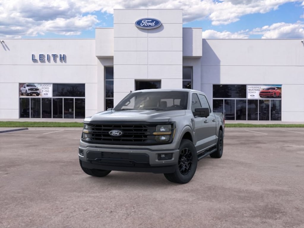 New 2026 Ford F-150 XLT XLT 2WD SuperCrew 5.5 Box