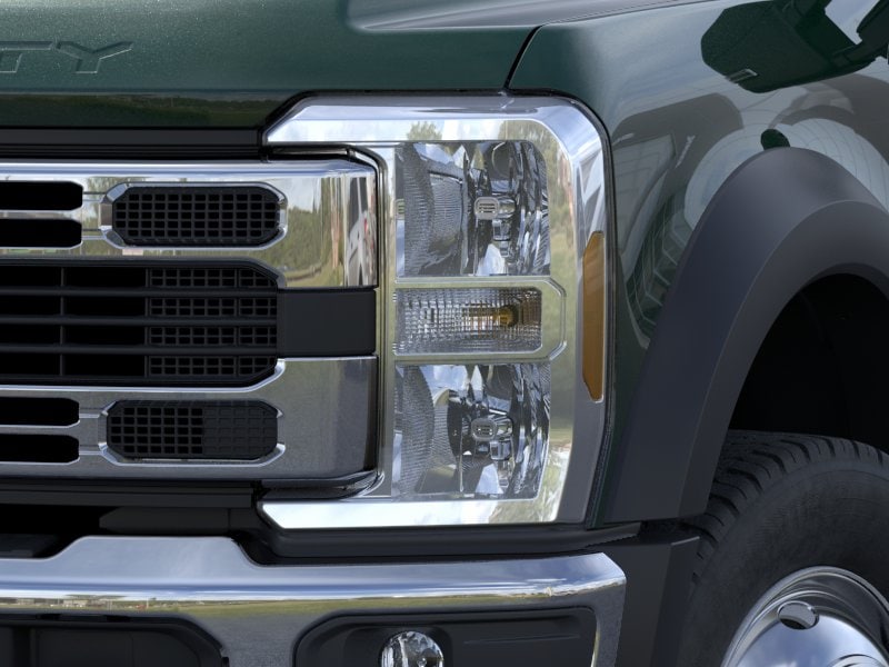 2025 Ford F-550 Super Duty Chassis Cab XL - Photo 18