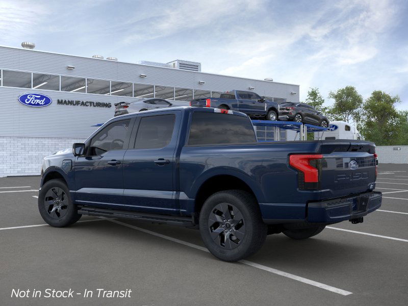 2025 Ford F-150 Lightning photo 4