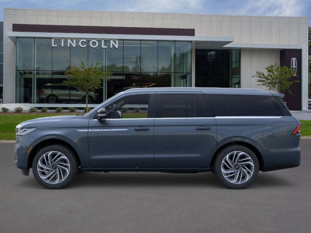 New 2026 Lincoln Navigator L Reserve L SUV