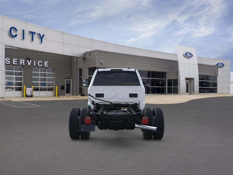 2025 Ford F-550 Super Duty Chassis Cab XL - Photo 23