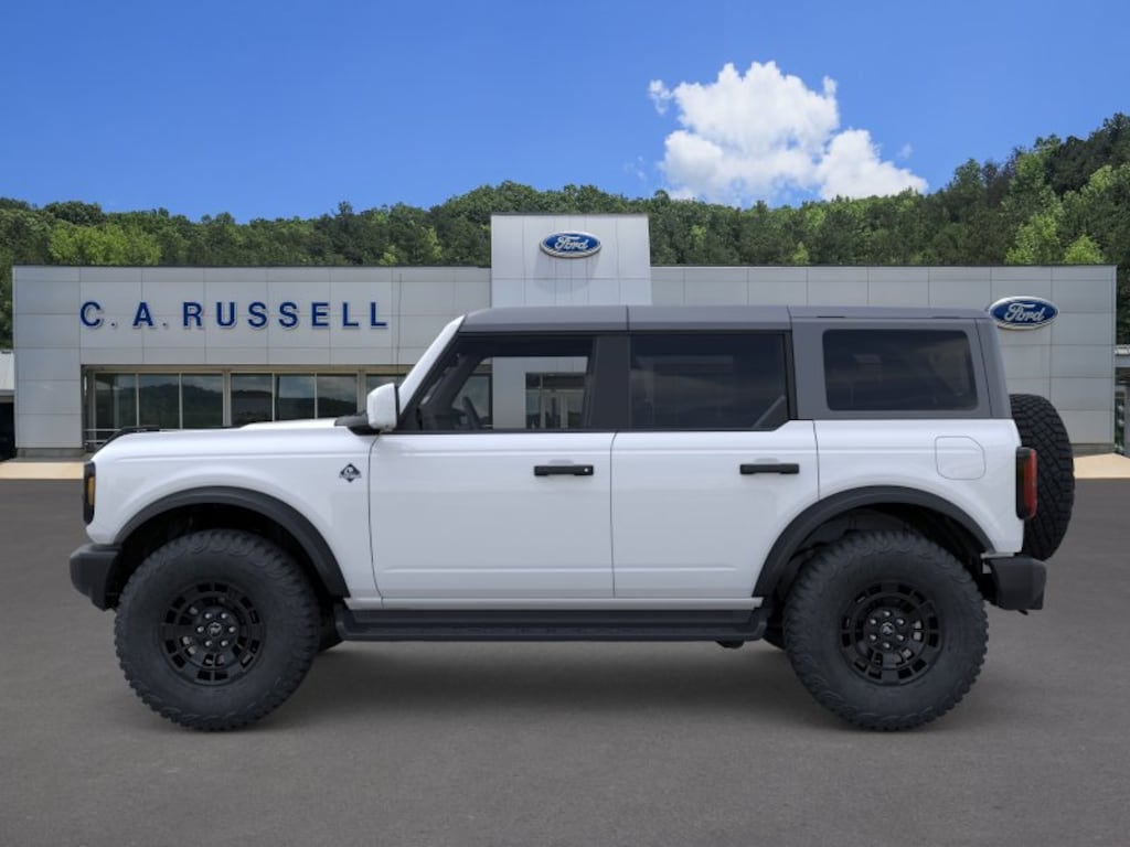 New 2026 Ford Bronco Outer Banks SUV