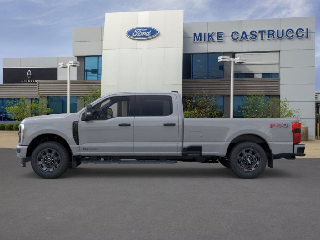 New 2026 Ford F-350 XL Truck Crew Cab