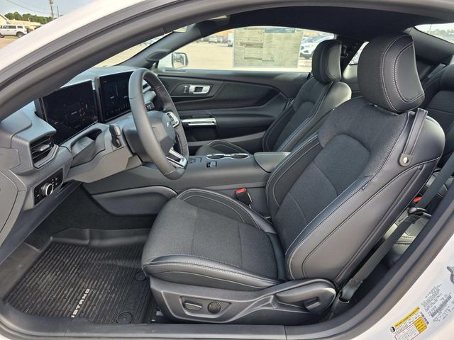 2025 Ford Mustang EcoBoost Fastback - Photo 35