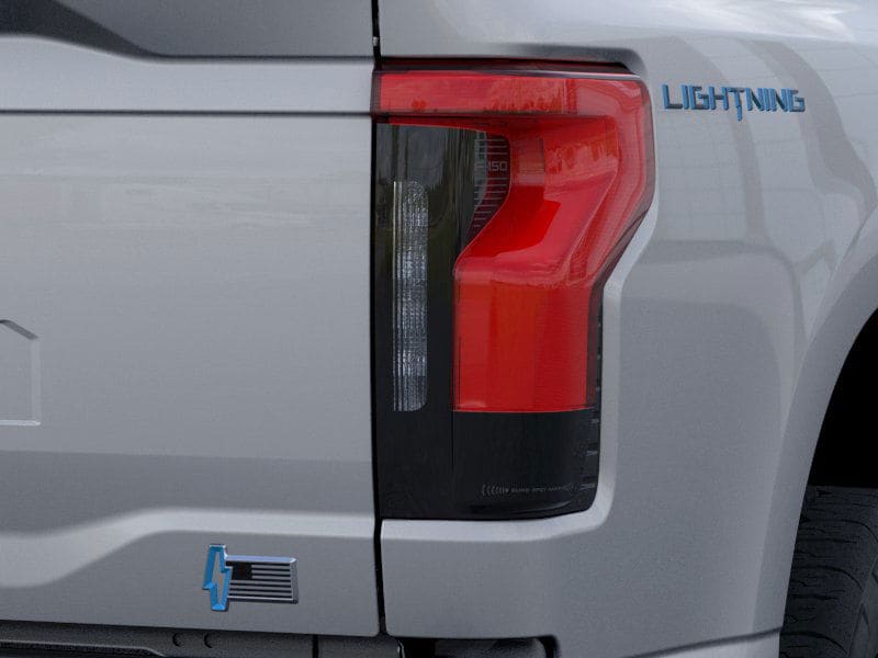 2025 Ford F-150 Lightning XLT photo 16