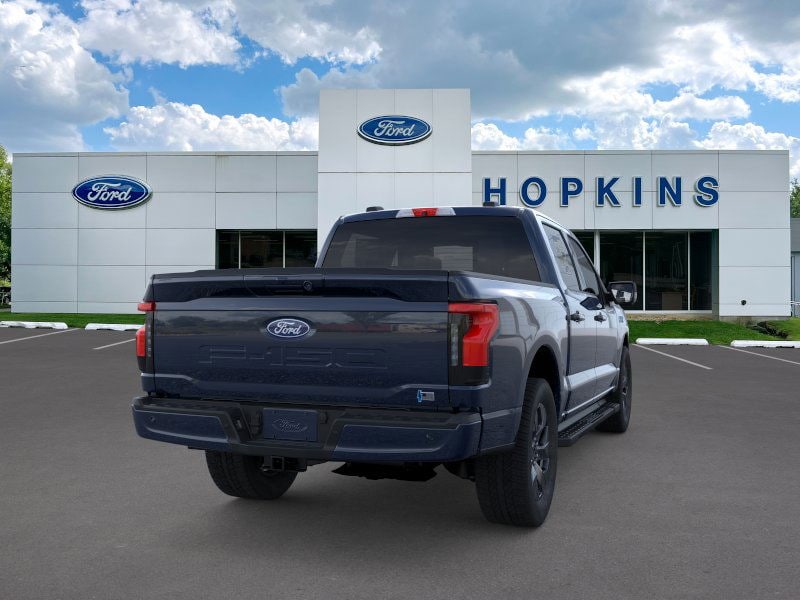 2025 Ford F-150 Lightning Flash - Photo 8