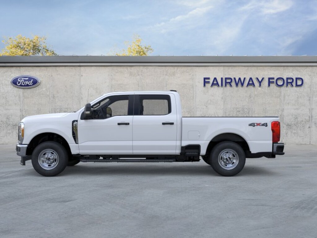 New 2026 Ford Super Duty F-250 SRW XL 4WD CREW