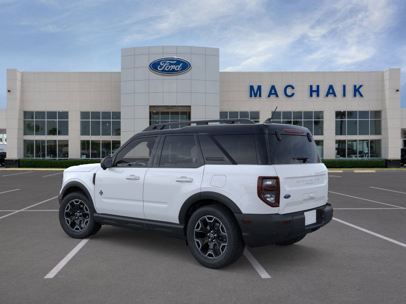 2025 Ford Bronco Sport Outer Banks photo 2