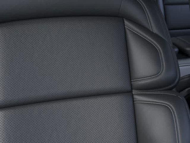 Thumbnail: 2025 Lincoln Navigator L - 39