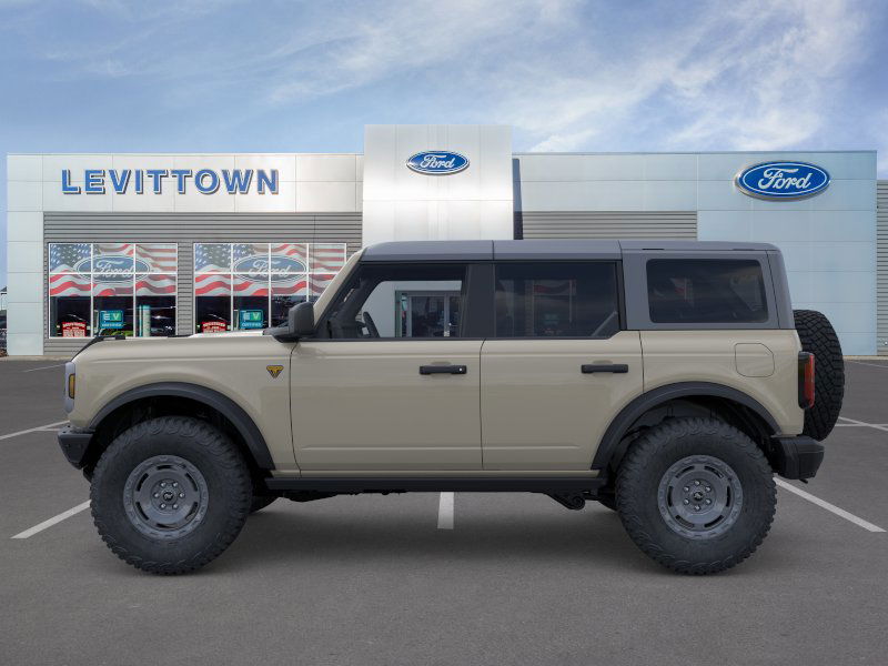 2025 Ford Bronco Badlands photo 3