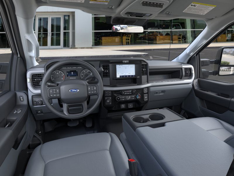2025 Ford F-600 Super Duty Chassis Cab XL - Photo 31