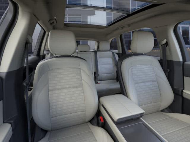 Thumbnail: 2026 Lincoln Nautilus - 32