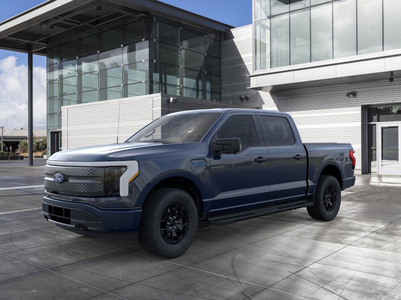 2025 Ford F-150 Lightning XLT's photo
