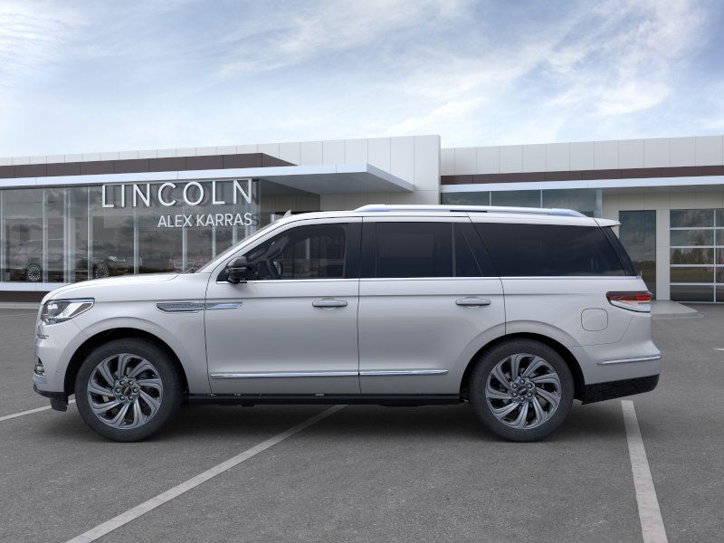 2024 Lincoln Navigator Reserve photo 3