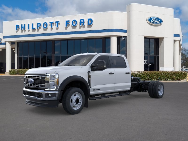 F-450 Chassis XL Truck Crew Cab
