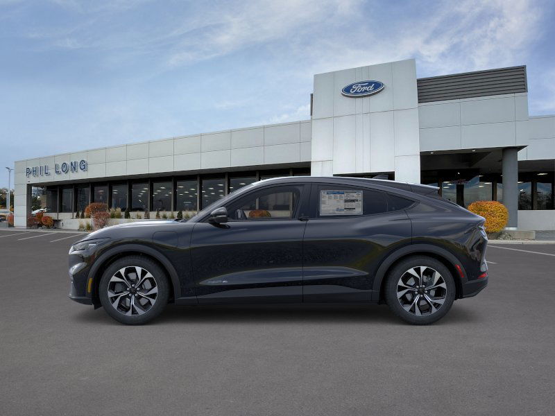 2025 Ford Mustang Mach-E Select photo 3