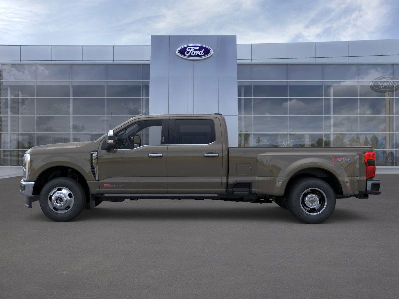 2026 Ford F-350 King Ranch photo 3