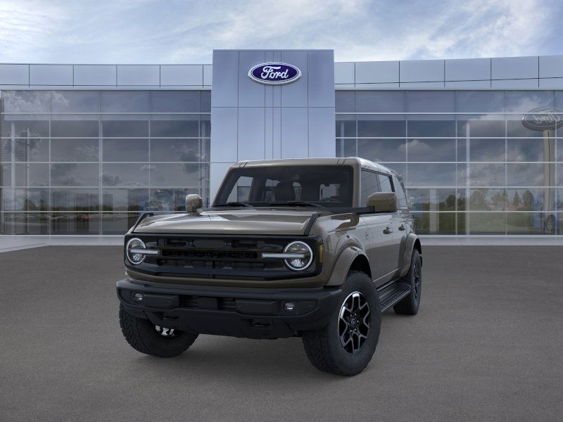 2025 Ford Bronco Outer Banks photo 2
