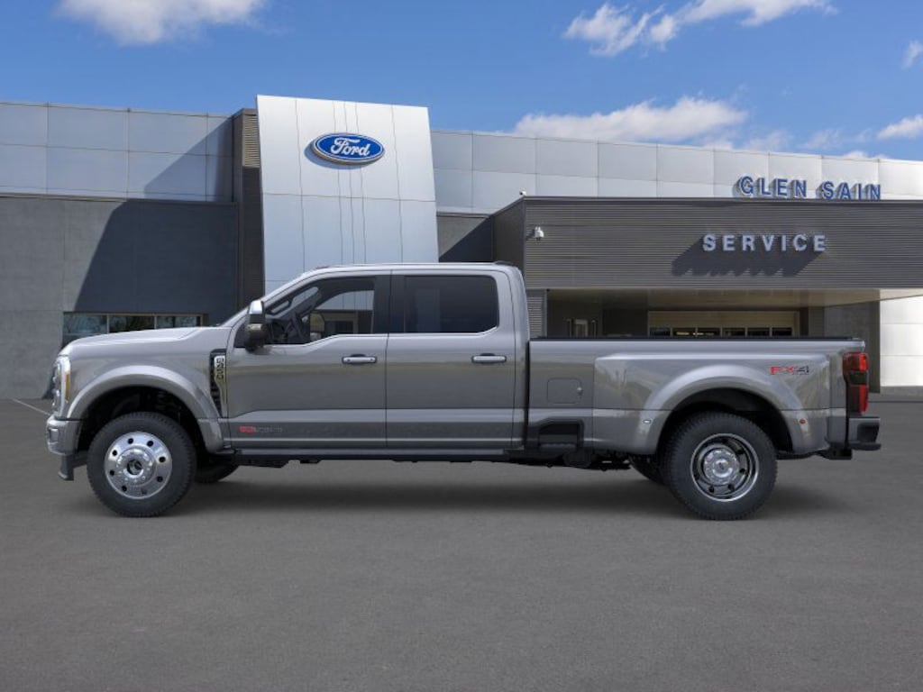 New 2026 Ford Super Duty F-450 Platinum Truck Crew Cab